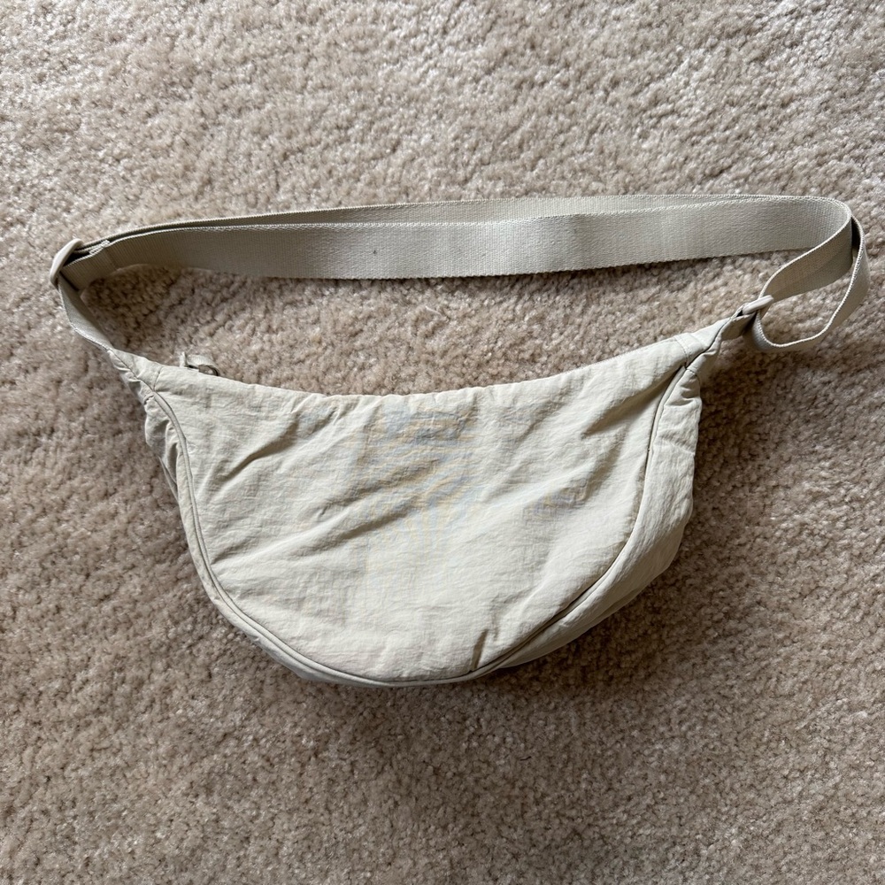 Uniqlo Mini Round Crossbody Bag